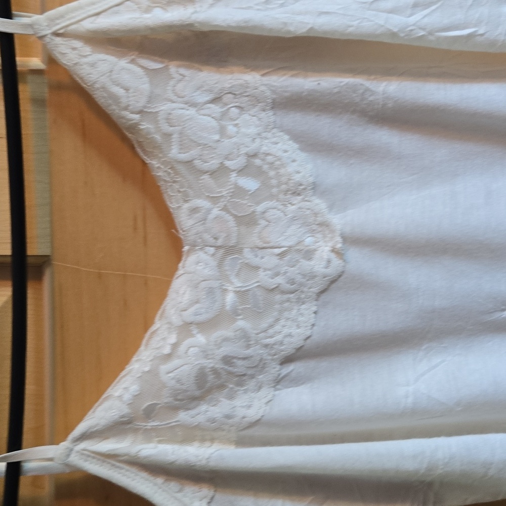 Tank Top Bundle - Picture 3 of 4